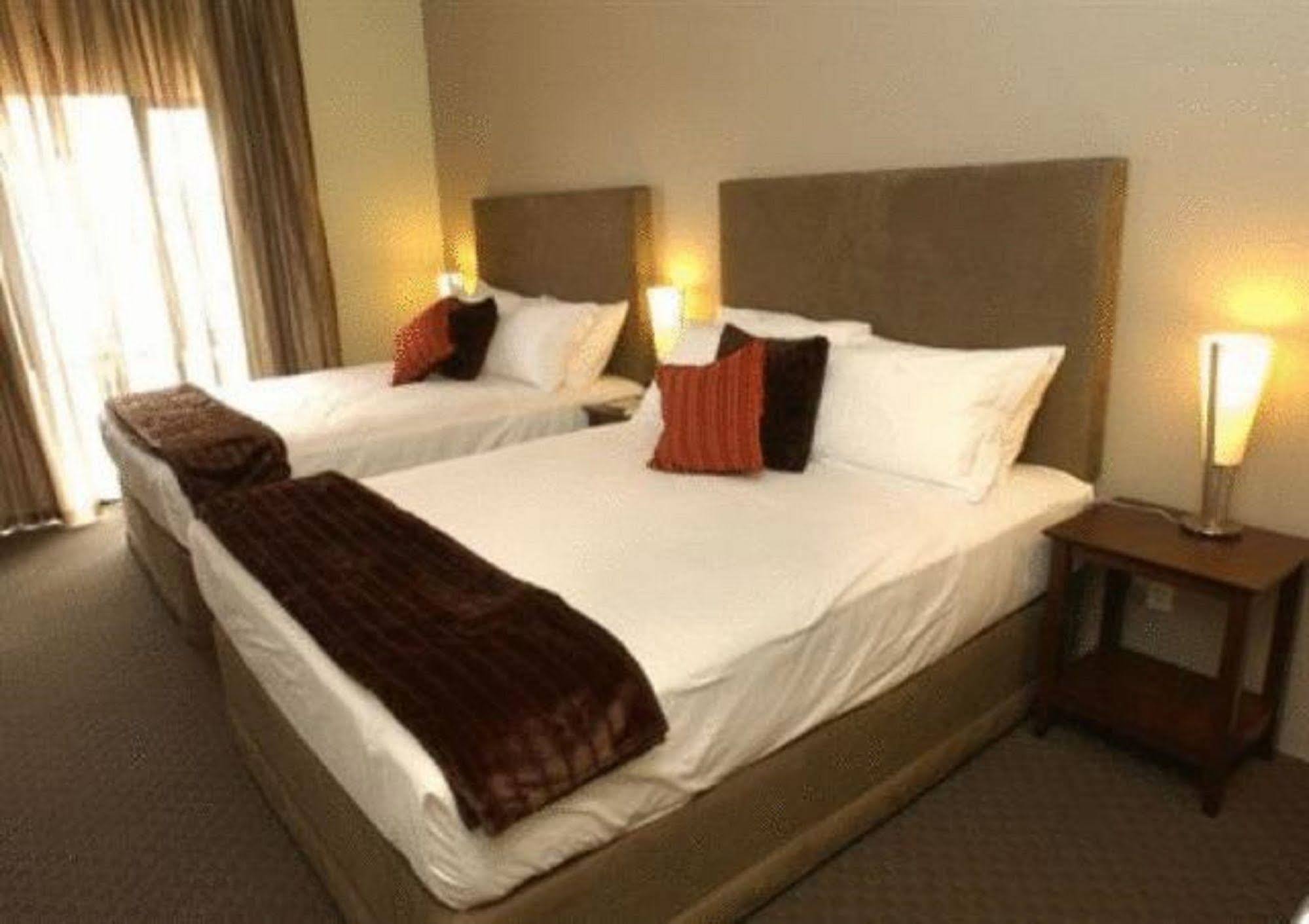 Joondalup City Hotel Perth Exterior foto